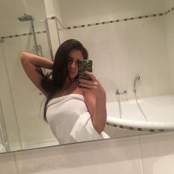 Uygun Fiyat Arayanlar Eskort Gamze Geldi