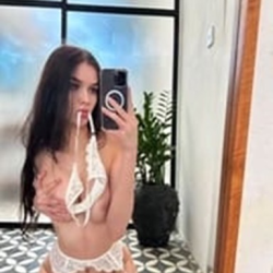 Kayaşehir Kapalı Escort Çicek